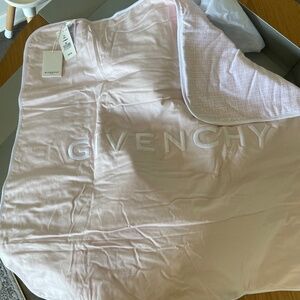 New Givenchy Baby Girl Pink Blanket